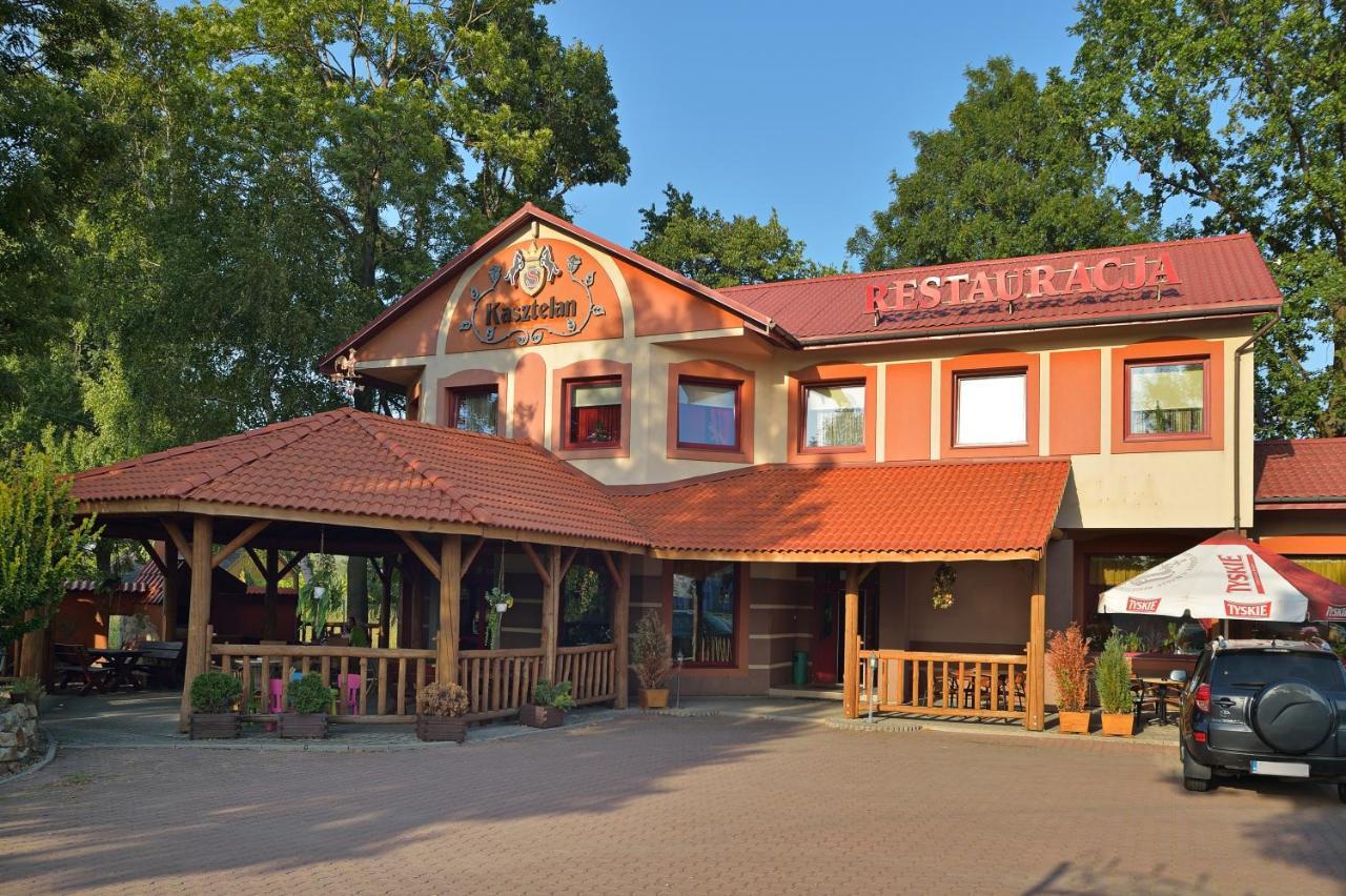 Restauracja Zajazd Kasztelan Кросно Екстериор снимка